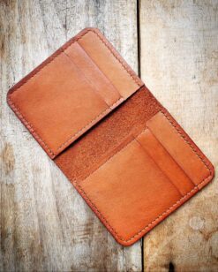 Mystery exclusives 4 cards vertical bifold wallet P222 0