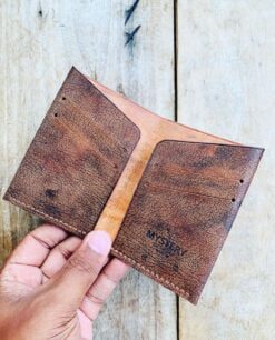Mystery exclusives minimalist vertical bifold wallet P108