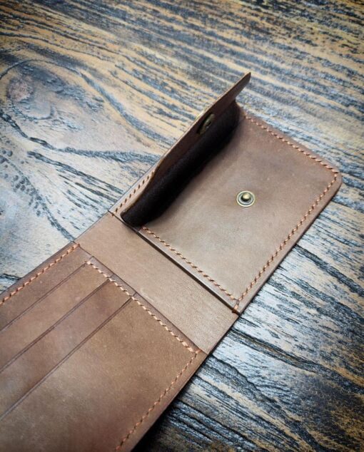 Mystery exclusives traditional bifold wallet P152 1