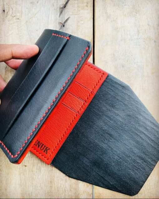 Mystery exclusives unisex tri fold wallet P244 0