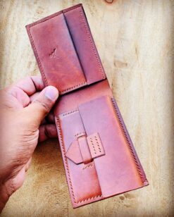 Mystery exclusives vintage style bifold wallet P166