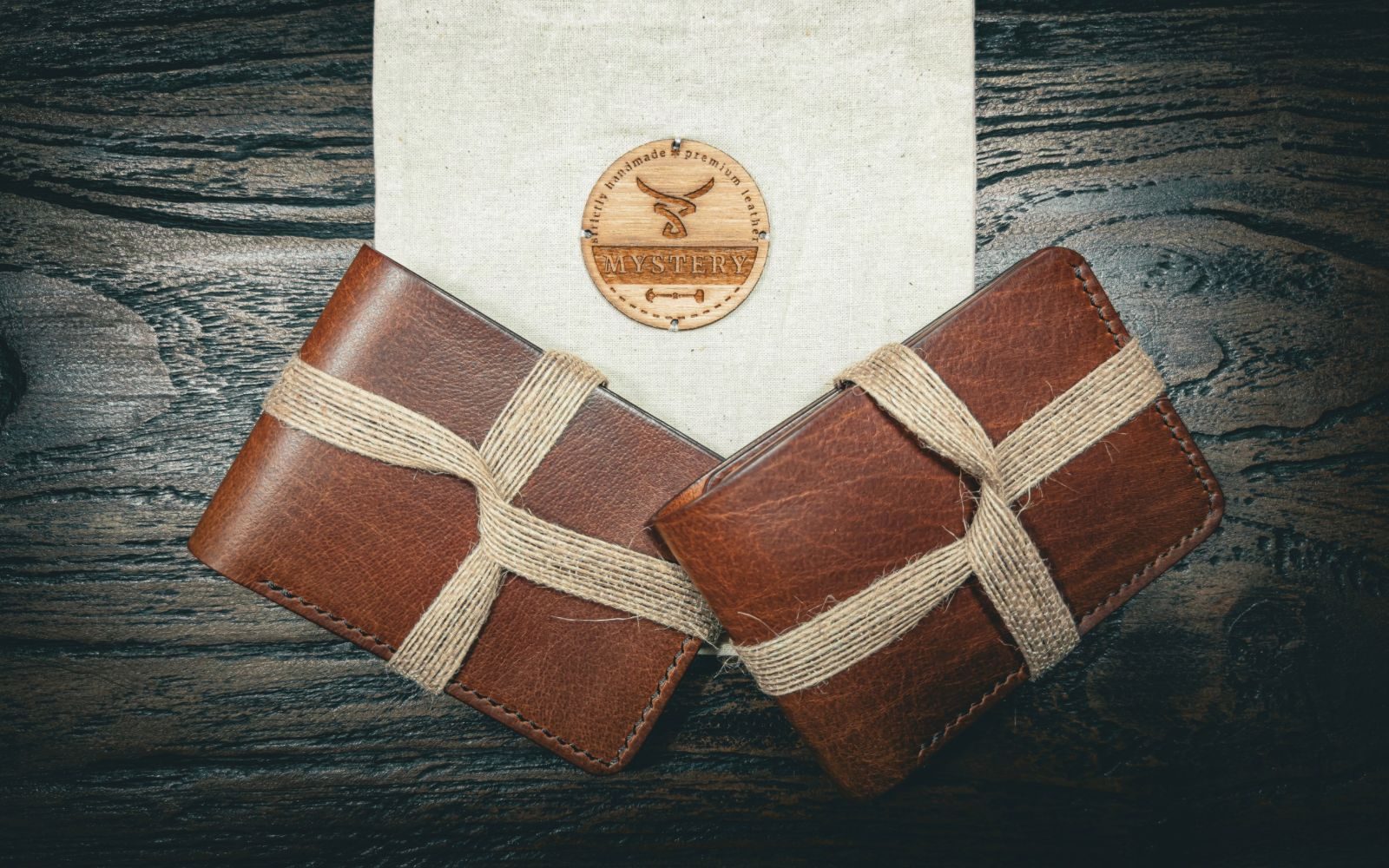 Mystery exclusives wallet P214 banner